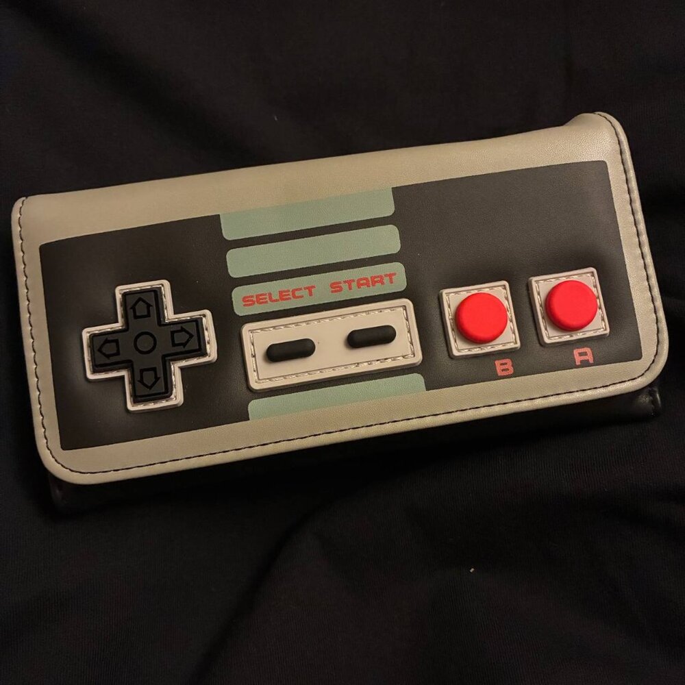 Nes Controller PAD Logo Womans Wallet PVC Coin Purse Money Cilp Retro Gamer NEW